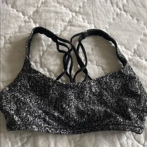 Lululemon Free to be Zen bra